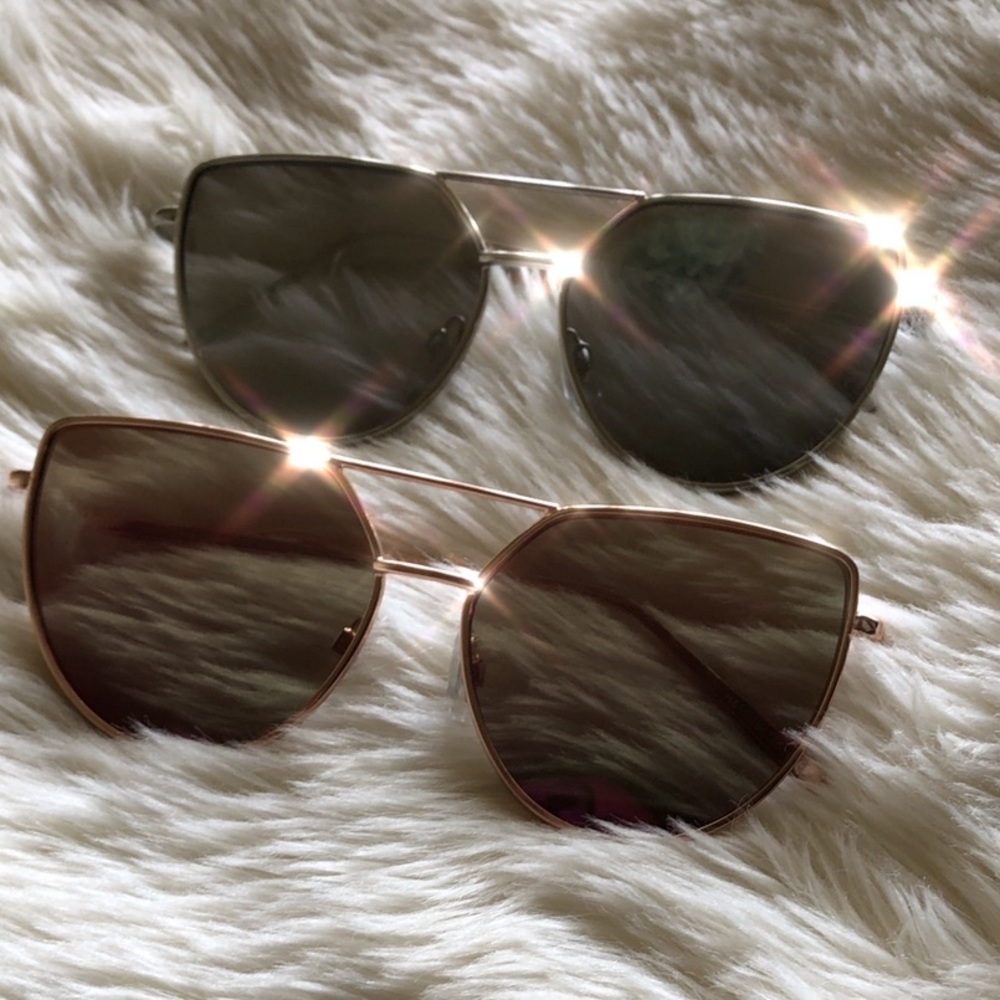 Cat eye glasses